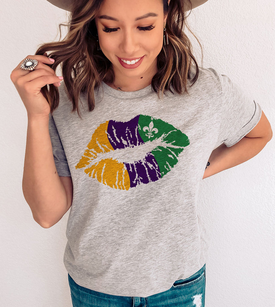 Mardi Gras Lips - Fun Cute Kiss Party NOLA Mardi Gras T-Shirt