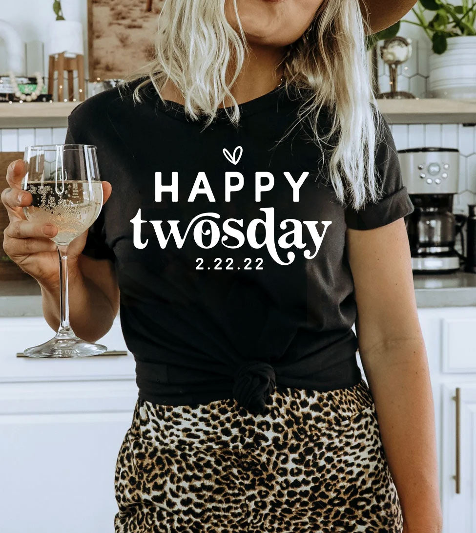 2.22.22 - Happy Twosday Tuesday February2s Day Numerology Date T-Shirt