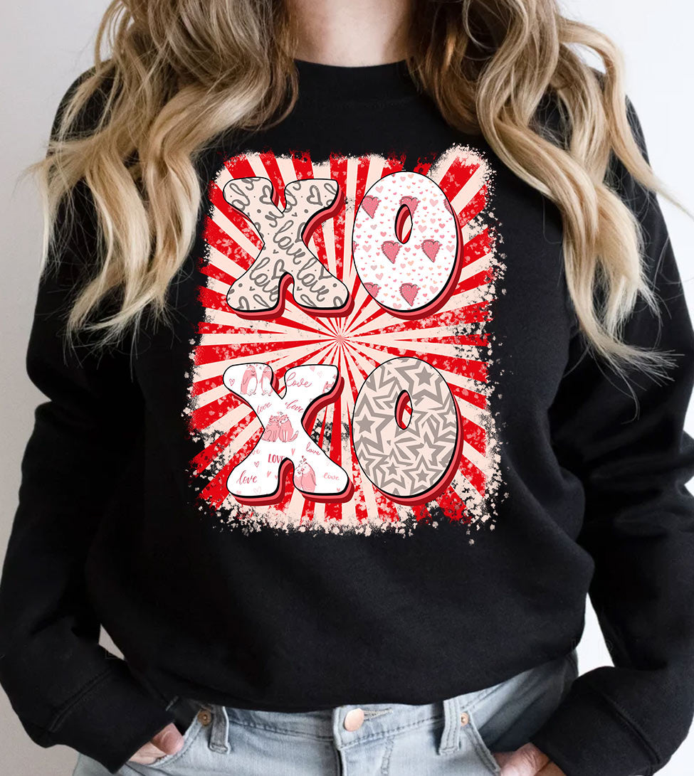 XOXO Love - Valentine's Day Sweet Cute Hugs Kisses Love - Sweatshirt